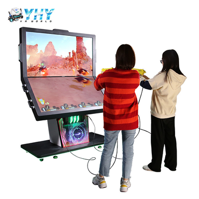 Simulatore con diversi giocatori della fucilazione di realtà virtuale