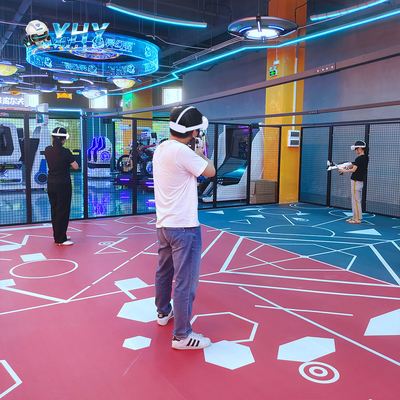 YHY Nuovo lanciato 4 giocatori VR Shooting Simulator con 360 Free Roam e giochi multiplayer